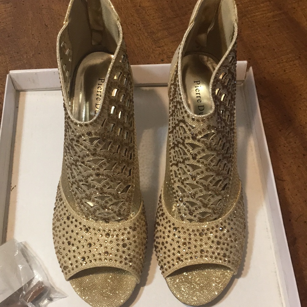 Gold Dress Shoes